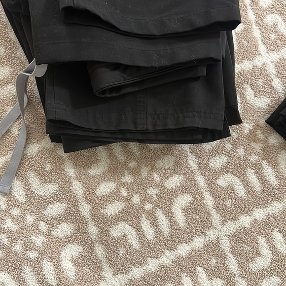 figs black scrubs size S - Picture 6 of 6
